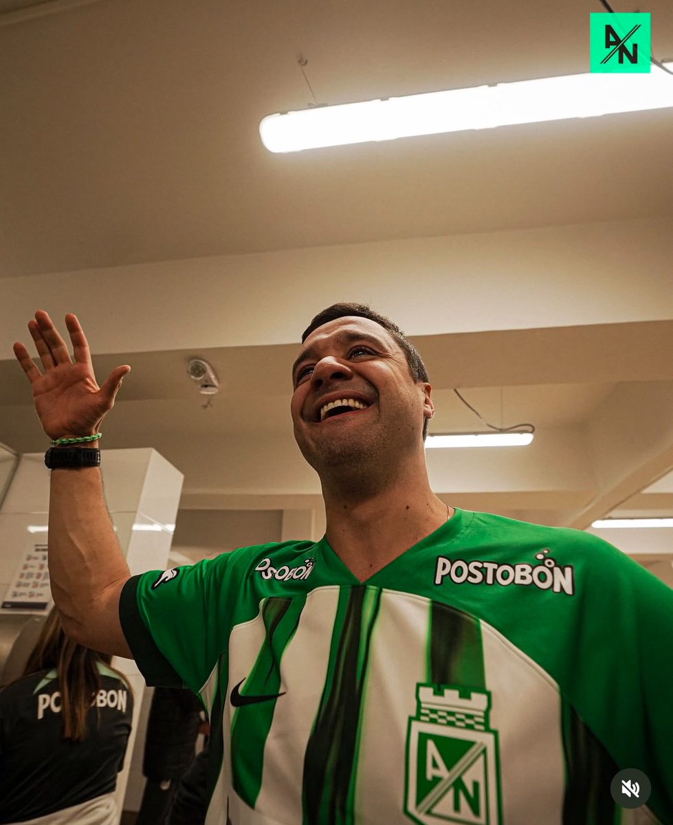 BlogVerdolaga's tweet photo. USTED SI SABE A CUÁL INSTITUCIÓN LLEGÓ A REPRESENTAR, PRESIDENTE. ¡GRACIAS POR DEVOLVERNOS LA ILUSIÓN! 💚🇳🇬

¡VOLVEREMOS! https://t.co/oyN9tZhVRu