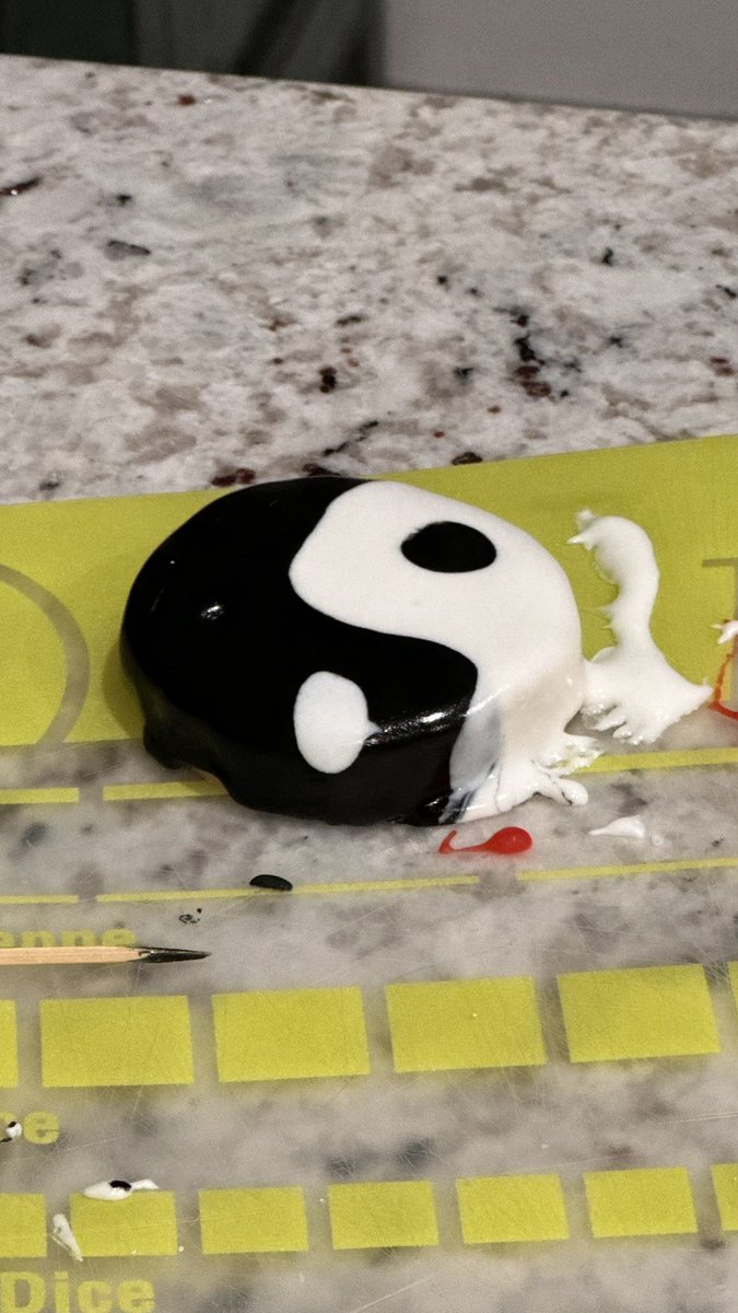 mikennial's tweet photo. i BAKED today #noweed https://t.co/jNhEfA8isg