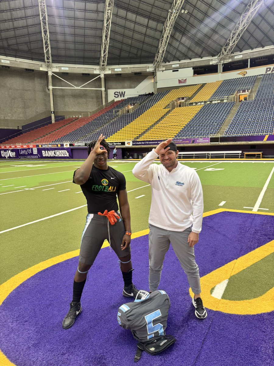 Ismael Kante 🇬🇳 (@ismaelkante5) on Twitter photo Man I don’t know where to start for real, <a href="/TritonNation/">Iowa Central Football</a> thank you for everything. You guys were there to pick me up at my lowest and put a smile back on my face. From the coaches to my teammates to the medical staff. I love you all. Once again, thank you.
BET ON YOU!!
- 🖐🏾 Man I don’t know where to start for real, <a href="/TritonNation/">Iowa Central Football</a> thank you for everything. You guys were there to pick me up at my lowest and put a smile back on my face. From the coaches to my teammates to the medical staff. I love you all. Once again, thank you.
BET ON YOU!!
- 🖐🏾