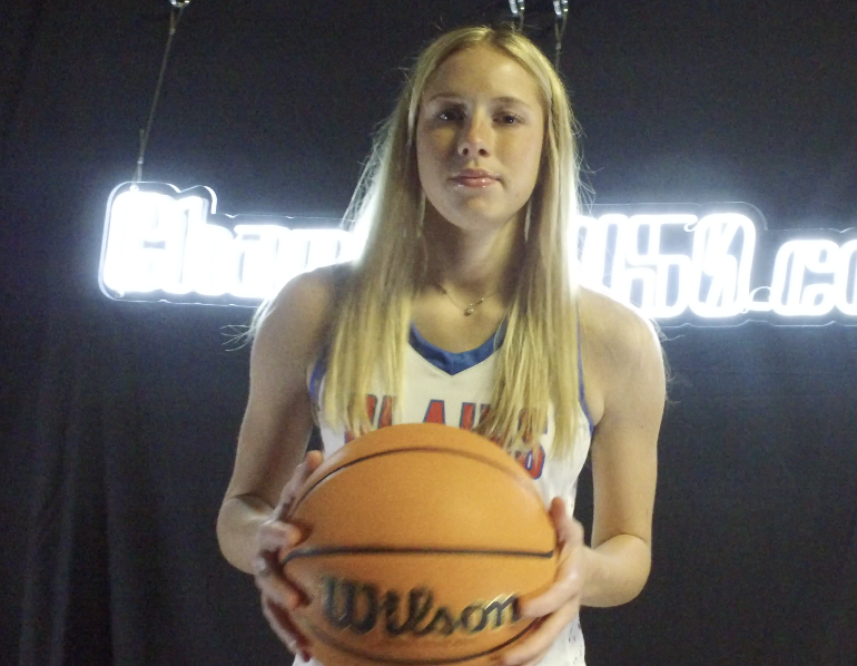 Channel1450com's tweet photo. Girls Basketball: Individual Clips From The Showcase Video Shoot https://t.co/QqLsF4qrbJ https://t.co/JsrlrST1Ob