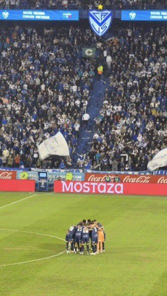 Unfortinerodice's tweet photo. Arranca la semana más importante del año: 2 partidos, 2 titulos. Nosotros estamos con ustedes, no nos dejen tirados

Vamos que vamos 👊 https://t.co/pYpqJTrcKo