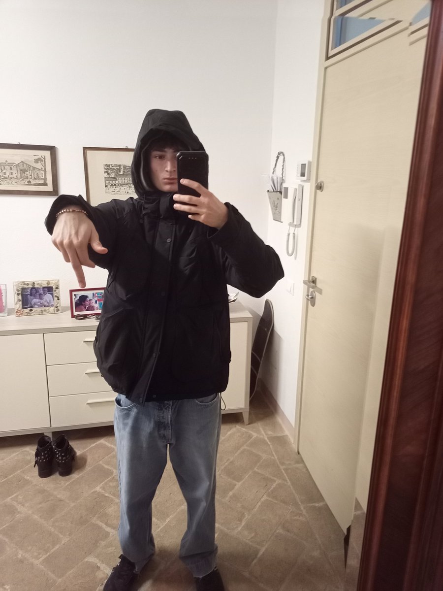 leodama04's tweet image. #secondWeek