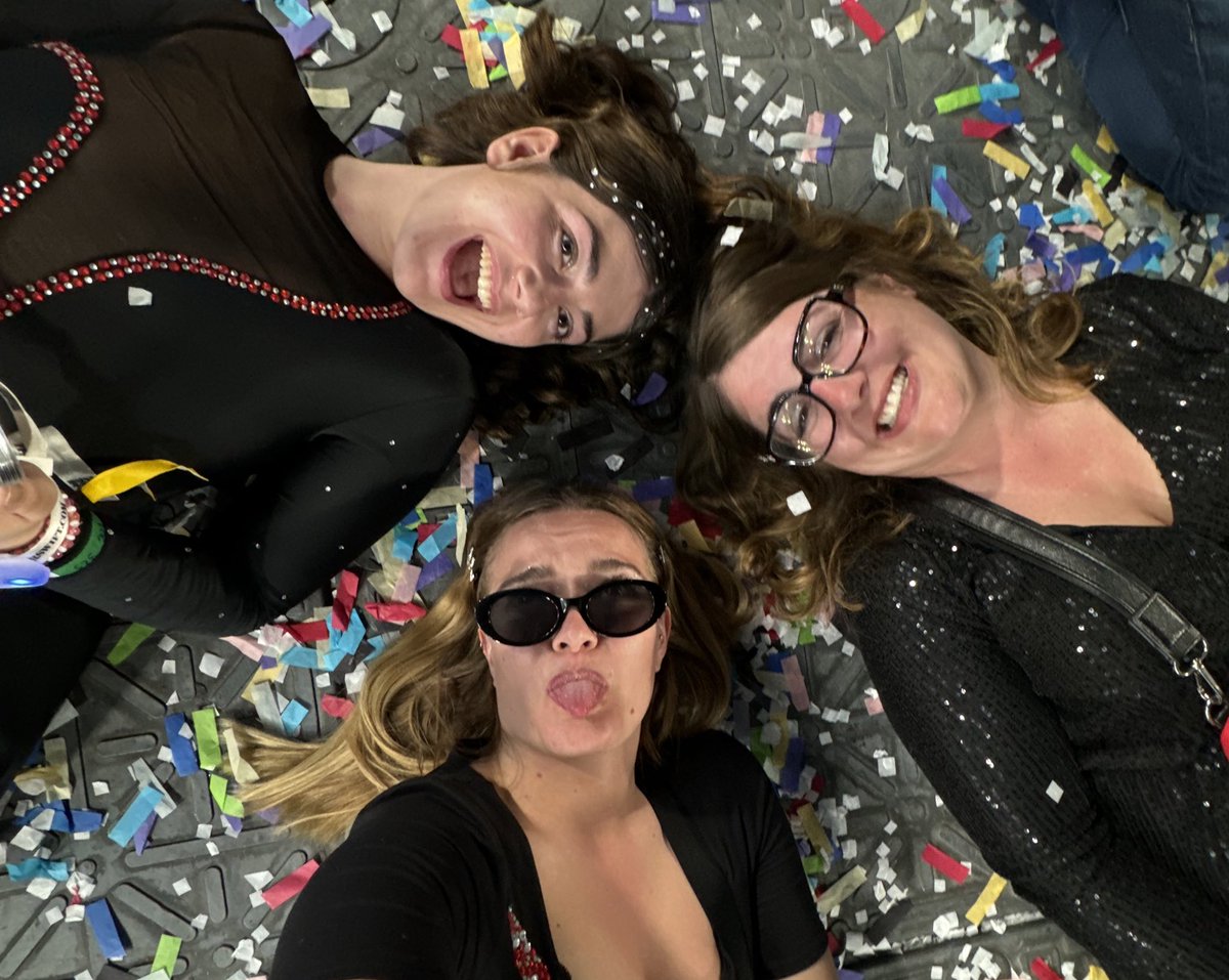 Deux ans de nos vies… tellement de bons souvenirs! #ThankYouTaylor