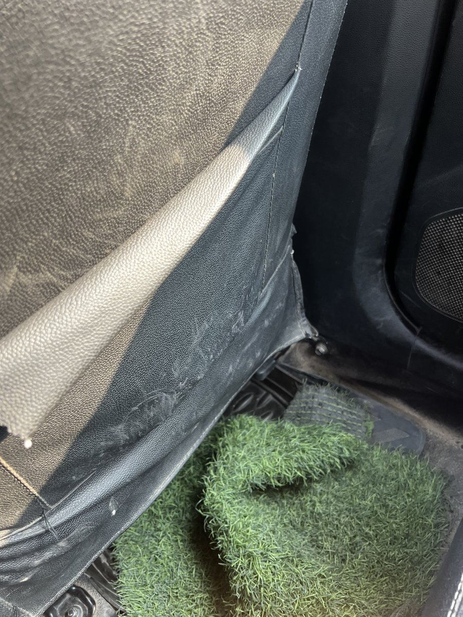 sid_is_right's tweet photo. @Uber_India @Uber_Support @Uber thnx for the lovely ride #dirtycabs #uber https://t.co/JitLDHUVId