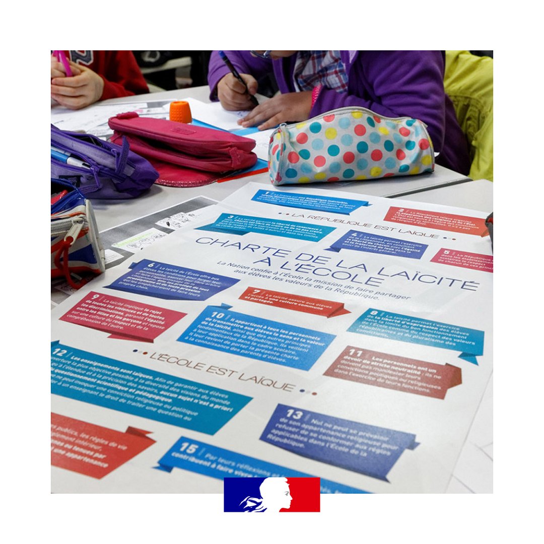 9 décembre, #JournéeDeLaLaïcité📍

Pour transmettre et faire vivre au quotidien ce principe constitutionnel à l'École, les équipes éducatives peuvent s'appuyer sur un ensemble d'outils de référence et de ressources pédagogiques.

➡ eduscol.education.fr/1615/laicite