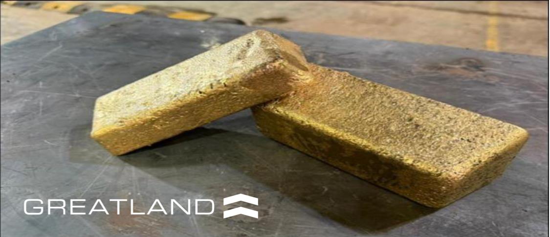 Share_Talk's tweet photo. Australia's Newest Gold Producer ⭐@GreatlandGold First Telfer gold poured under #GGP's ownership. Commercial production underway utilising both Telfer processing trains. On 8 December 2024, the first gold bars under Greatland ownership were poured at Telfer. 

@shaun_day_ , commented: “Greatland’s first ever gold production at Telfer is a wonderful milestone and a credit to our team.  Equally importantly, we are delighted to have resumed dual train processing operations in line with our Telfer mine plan.  The combination of a strong gold price and significant ore stockpiles at surface makes this a tremendous time to own the Telfer mine.”

https://t.co/IQCkXpsJWw via @Share_Talk
