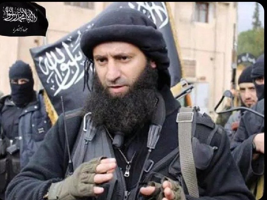 Os presento al nuevo Presidente de Siria

Ese mismo que la prensa llama “revolucionario” o “rebelde”

Aquí te lo dejo,saca tus propias conclusiones: