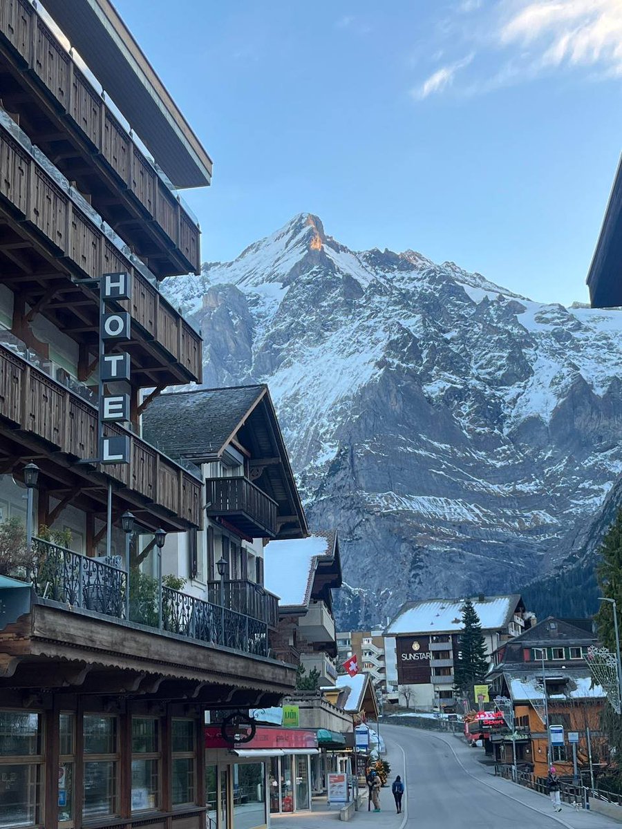 pershing___'s tweet image. This is a place I really want to travel to, beautiful Geneva