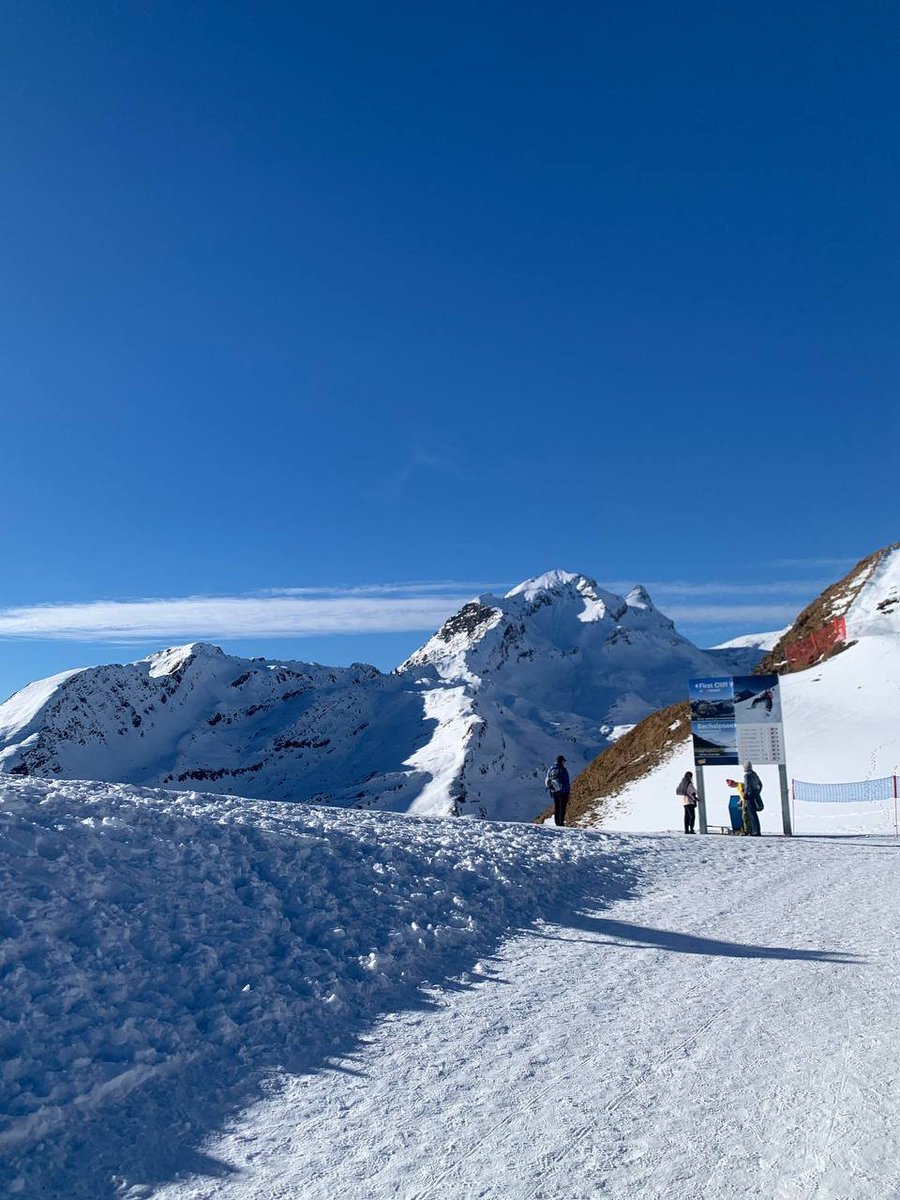 pershing___'s tweet image. This is a place I really want to travel to, beautiful Geneva