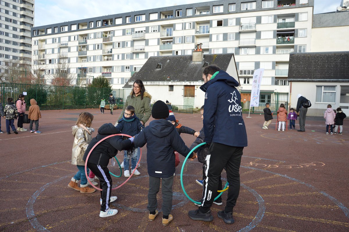 USEP nationale (@usepnationale) on Twitter photo Vivre la #laĂŻcitĂ© lors de rencontres entre enfants dâĂ©coles diffĂ©rentes: câest ce que fait vivre partout en France lâopĂ©ration #laĂŻcitĂ© de lâ<a href="/usepnationale/">USEP nationale</a>, qui culmine en cette journĂ©e du #9dĂ©cembre. Exemple Ă <a href="/villedetours/">Ville de Tours</a> <a href="/dsden37/">DSDEN d'Indre-et-Loire - AcadĂ©mie d'OrlĂ©ans-Tours</a> #sportscolaire
â¶ïžusep.org/index.php/2024⊠Vivre la #laĂŻcitĂ© lors de rencontres entre enfants dâĂ©coles diffĂ©rentes: câest ce que fait vivre partout en France lâopĂ©ration #laĂŻcitĂ© de lâ<a href="/usepnationale/">USEP nationale</a>, qui culmine en cette journĂ©e du #9dĂ©cembre. Exemple Ă <a href="/villedetours/">Ville de Tours</a> <a href="/dsden37/">DSDEN d'Indre-et-Loire - AcadĂ©mie d'OrlĂ©ans-Tours</a> #sportscolaire
â¶ïžusep.org/index.php/2024âŠ