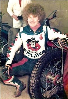 PhilRogers57's tweet photo. Day 9 of my trip 🛠️♣️⚒️in assoc @UprightSpeedway Neil Collins little tight arse 🫣 he’d even race his Team mate when on the wrong end of a 5-1, did a few years with him & fell out of a Fiver 🫣 #Nellie #RedScarf
#GreenFingersNow https://t.co/08np4cwpDk