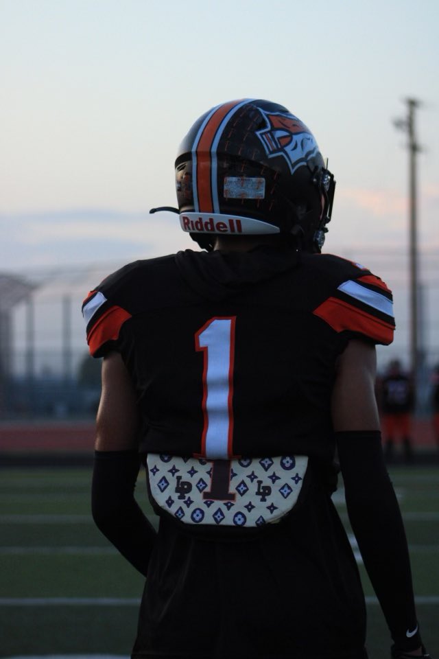 Ivan Lopez (@selfmade_ivan_1) on Twitter photo Junior Season Highlights โฌ๏ธ
1st Team All League
53 Rec
866 Yards
8 TDS
hudl.com/v/2RCP36
<a href="/emora02_/">Erick Morales</a> <a href="/andmor_88/">9๏ธโฃ</a> <a href="/coachcastro626/">626COACHC๐ดโโ ๏ธ</a> <a href="/coach_fierro/">Coach Daniel Fierro</a> <a href="/CoachNick_0/">Coach Nick</a> <a href="/coachmark_48/">Mark the Shark</a> <a href="/SGVNSports/">Fred J. Robledo ๐จ๐ปโ๐ป</a> <a href="/tspeterson40/">Tim Peterson</a> Junior Season Highlights โฌ๏ธ
1st Team All League
53 Rec
866 Yards
8 TDS
hudl.com/v/2RCP36
<a href="/emora02_/">Erick Morales</a> <a href="/andmor_88/">9๏ธโฃ</a> <a href="/coachcastro626/">626COACHC๐ดโโ ๏ธ</a> <a href="/coach_fierro/">Coach Daniel Fierro</a> <a href="/CoachNick_0/">Coach Nick</a> <a href="/coachmark_48/">Mark the Shark</a> <a href="/SGVNSports/">Fred J. Robledo ๐จ๐ปโ๐ป</a> <a href="/tspeterson40/">Tim Peterson</a>