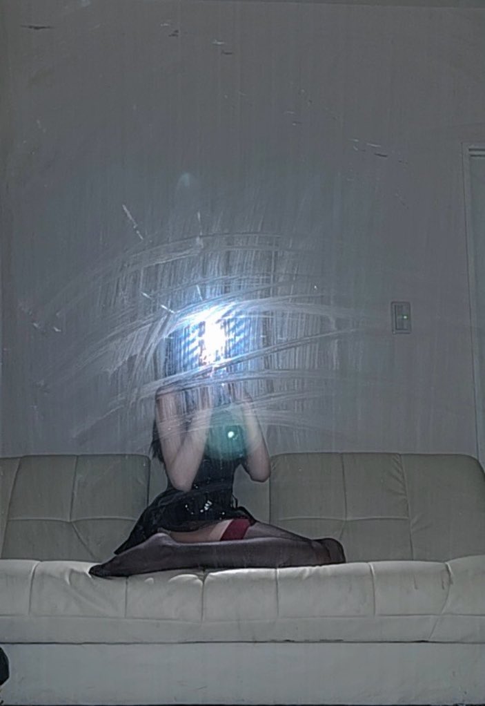 好可怜的旧情人，看不到我的新内衣 https://t.co/eR8GI3gbIj