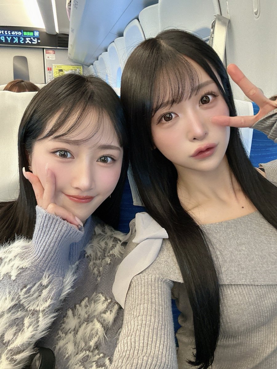 今年も もえもえと一緒！！！

マネージャーが 相方あそこだよーとか
あれ相方消えた? など もえもえのことをついに相方と呼び出しました🥰

#ゼロイチ大忘年会 https://t.co/iMwCodMxth