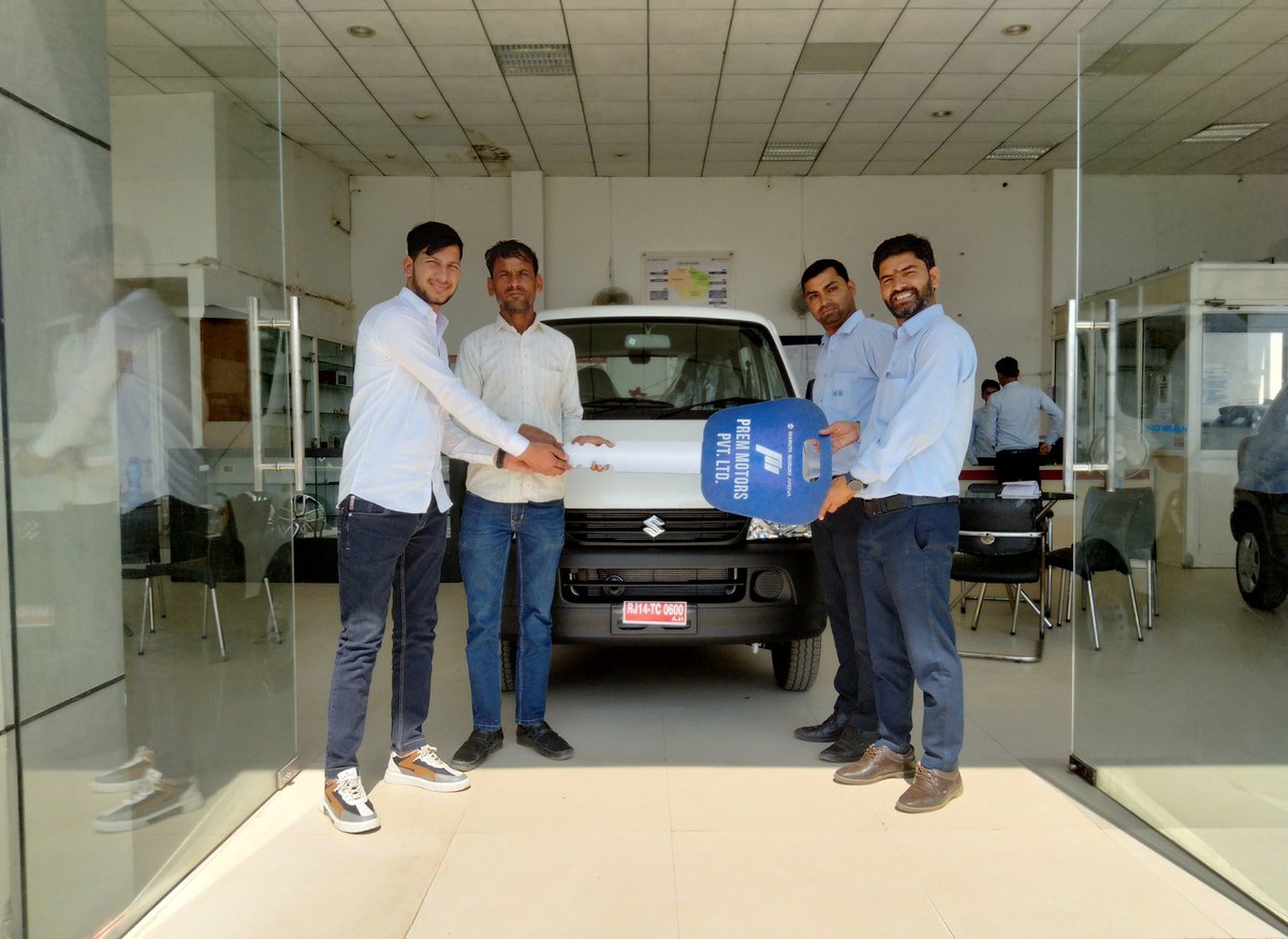 gaurav_6w's tweet photo. Finally bought this Car!
Not the biggest achievement, but it feels special!🚗❤️

#maruti #eeco #marutisuzuki https://t.co/VEcNMmK8Iw