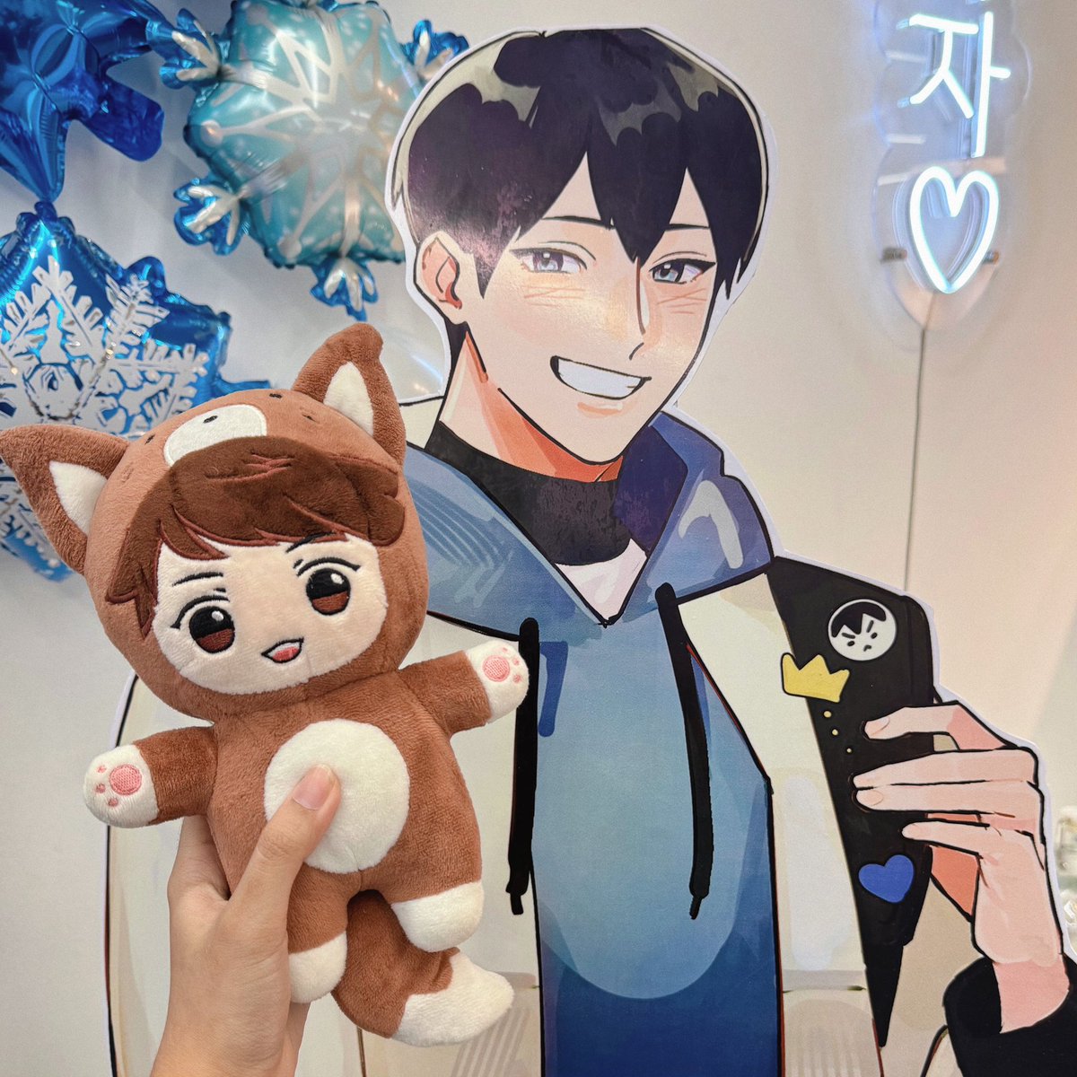 graffitaekook's tweet photo. [241207] // out in the blue: a kageyama tobio cup sleeve event 🏐❄️

here’s to my first kageyama cse! one of the best and most fun cse i’ve ever had, indeed one for the books. thank you @TobioCSE for making this event possible! 🩵

#TobioCSE2024 https://t.co/GDWxXFSM6o