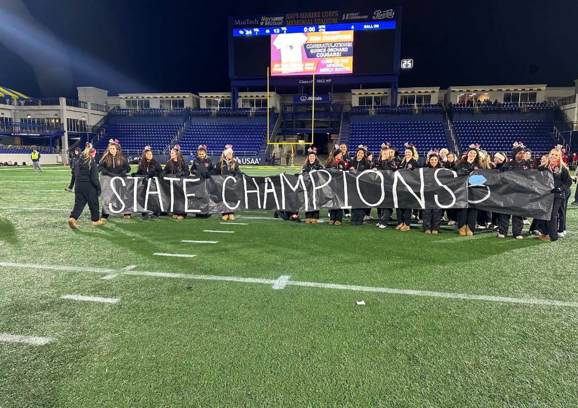 QOAthletics's tweet photo. I want to give a huge shout out to @CheerQo and @QOPoms for all their support this fall. We were so fortunate to have them on the sidelines cheering us on! Thank you to Coach Fleming and Burriss and Coach Ventura! @QOHSAP_EB @QOBoosters @QOSportsNet @QO_FOOTBALL https://t.co/V4K2ci4jHj