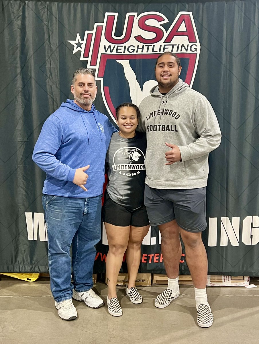 coachMcClain4's tweet photo. Jenna McClain competing at USA American Open Finals in Tuscon Arizona. Finished 4th in the Clean/Jerk &amp; 10th overall. #Mcclain💪🏾strong 🫶🏾 https://t.co/RWeMdAIVqo