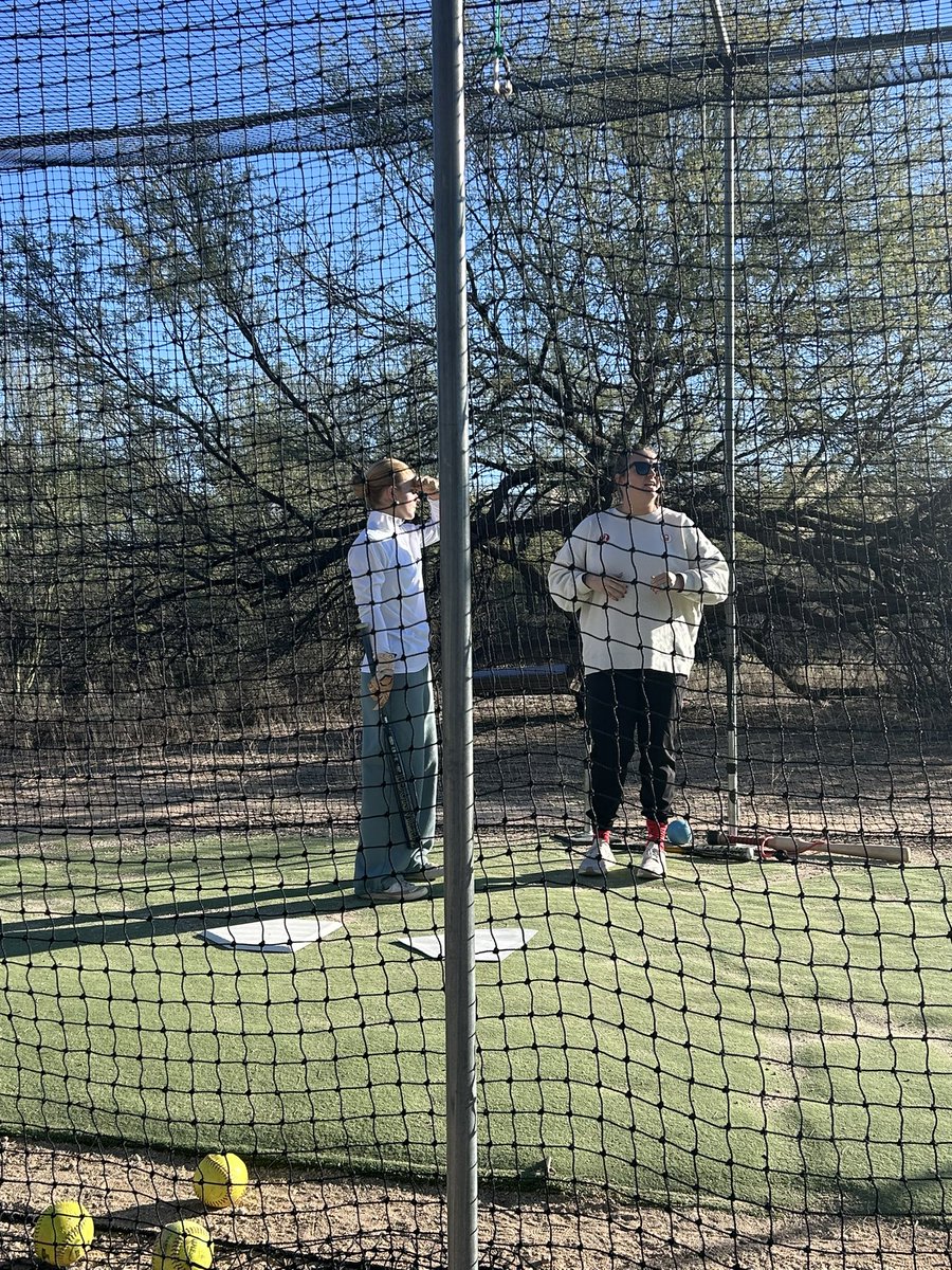 alli_mullen's tweet photo. Off-day workouts are really translating into my gameplay! #offdayworkout #softball #homerun @RogueFC_Kaye @Kelsey_Harshman @CoachBoals7 https://t.co/nEtikc0xj3