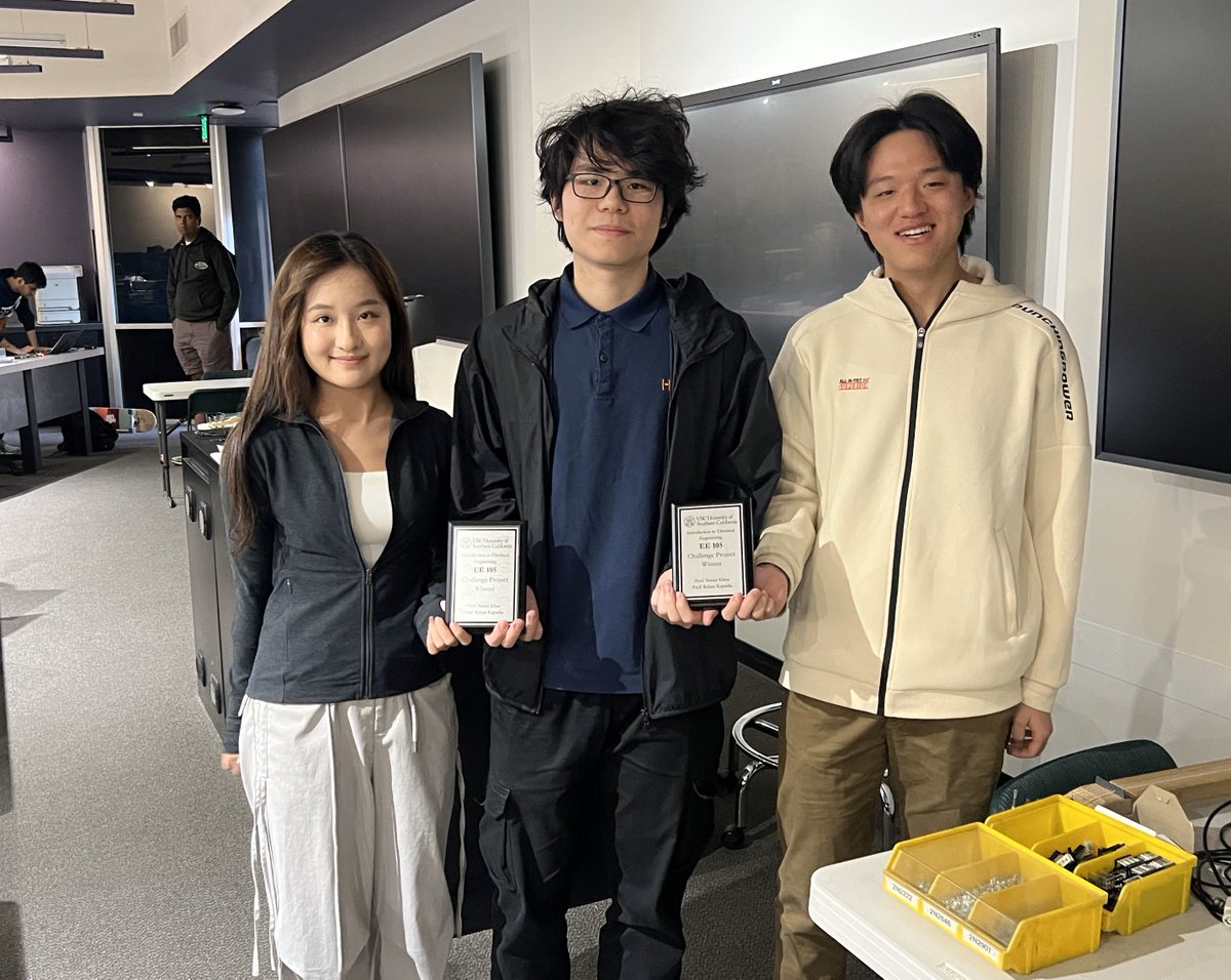 Yasser Khan tweet media