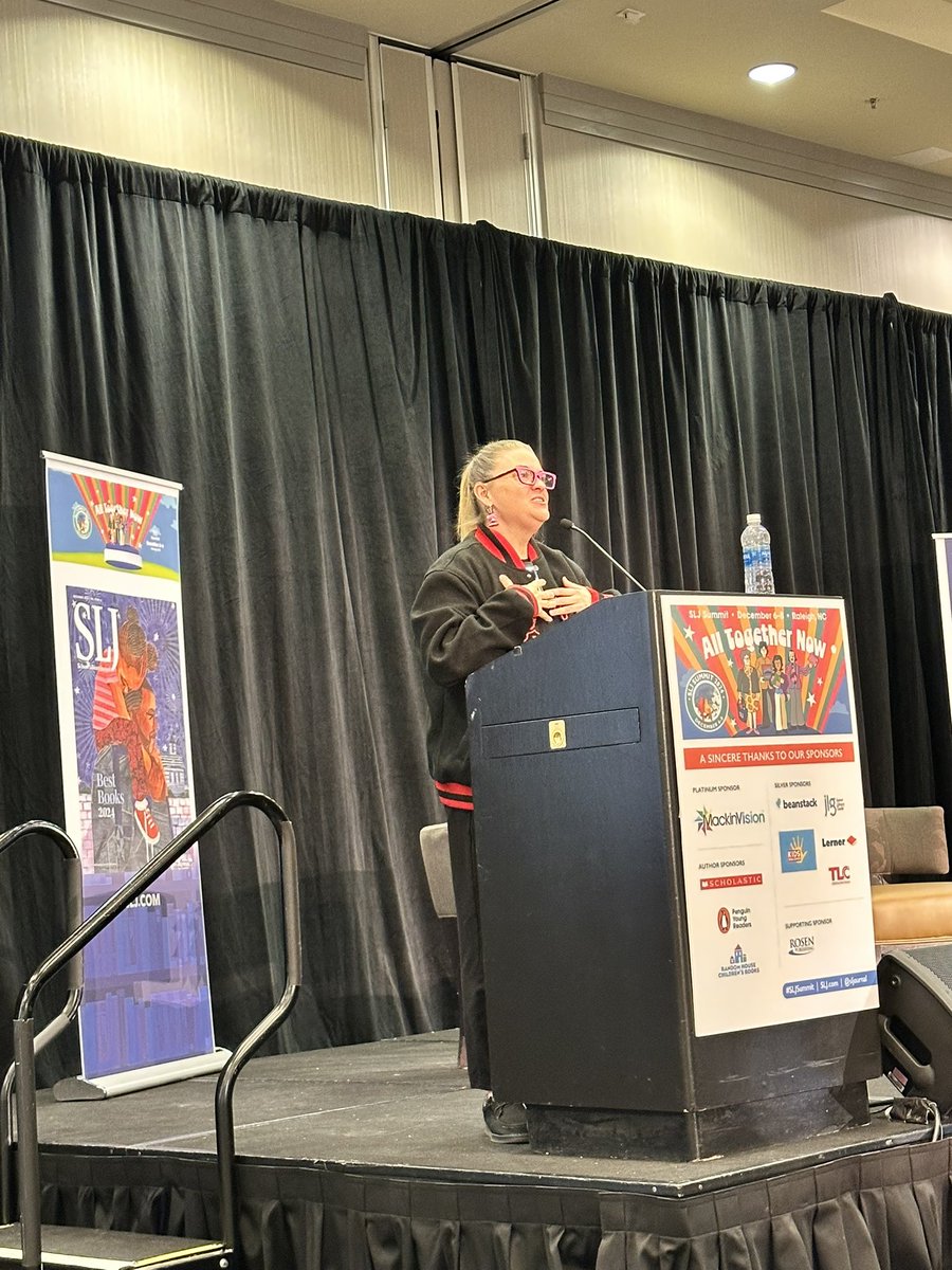 thenextgenlib's tweet image. Presentation for @AdobeForEdu @AdobeExpress ✅ Delayed flight ✅ Hour drive home from the airport ✅ Librarian heart full from this weekend ✅ @sljournal #sljsummit #librarytwitter #librarian #librarians