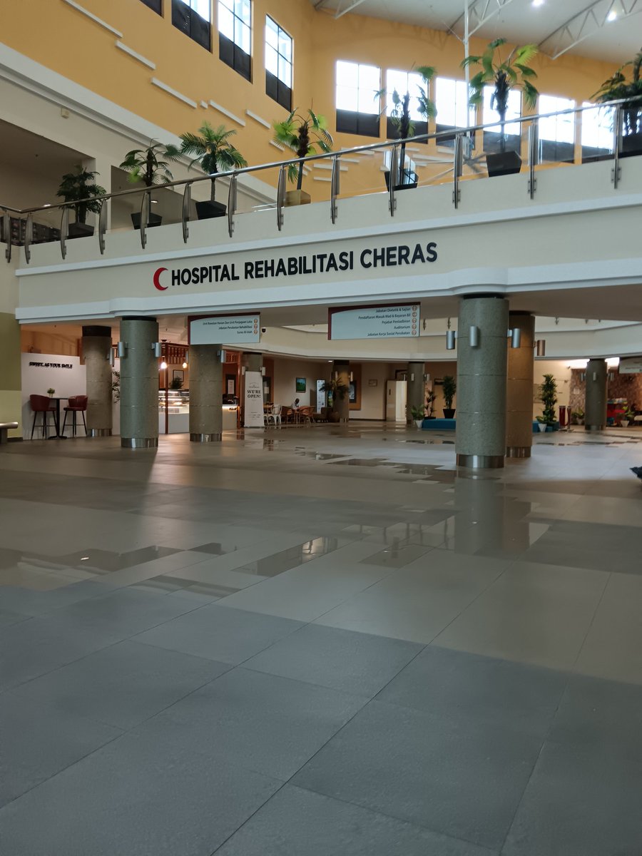 ainizh's tweet photo. Staf dekat sini semua baik².. Daripada doktor sampai ke nurse, semua baik² belaka. Tqsm untuk layanan 5 star 😊 https://t.co/023O1ksu6x