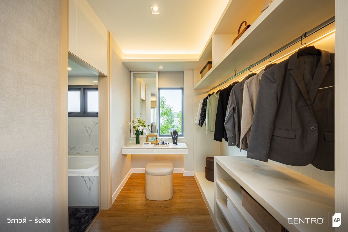 #CENTRO #วิภาวดี #รังสิต
พักชาร์จพลังให้เต็มหลอด กับ Master Bedroom ไซซ์ใหญ่ พร้อมโซน Walk-in Closet ที่ออกแบบอย่างเป็นสัดส่วนลงตัว

สอบถามข้อมูลเพิ่มเติมได้ทาง ☎ 1623

#APThai #ชีวิตดีๆที่เลือกเองได้ #APHome #บ้านเดี่ยวAP #APLivingseries https://t.co/pF3C2sQ9BG