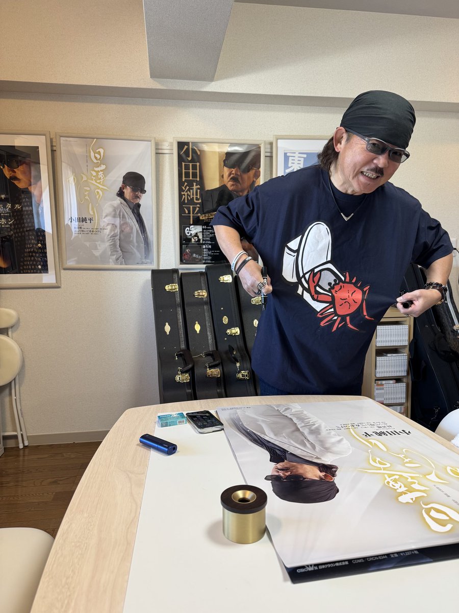 415TOSHIYUKI403's tweet image. ポスター発送完了☑️

#大谷健太
#凄く具合い悪いズワイガニ
#ハマってます🤭