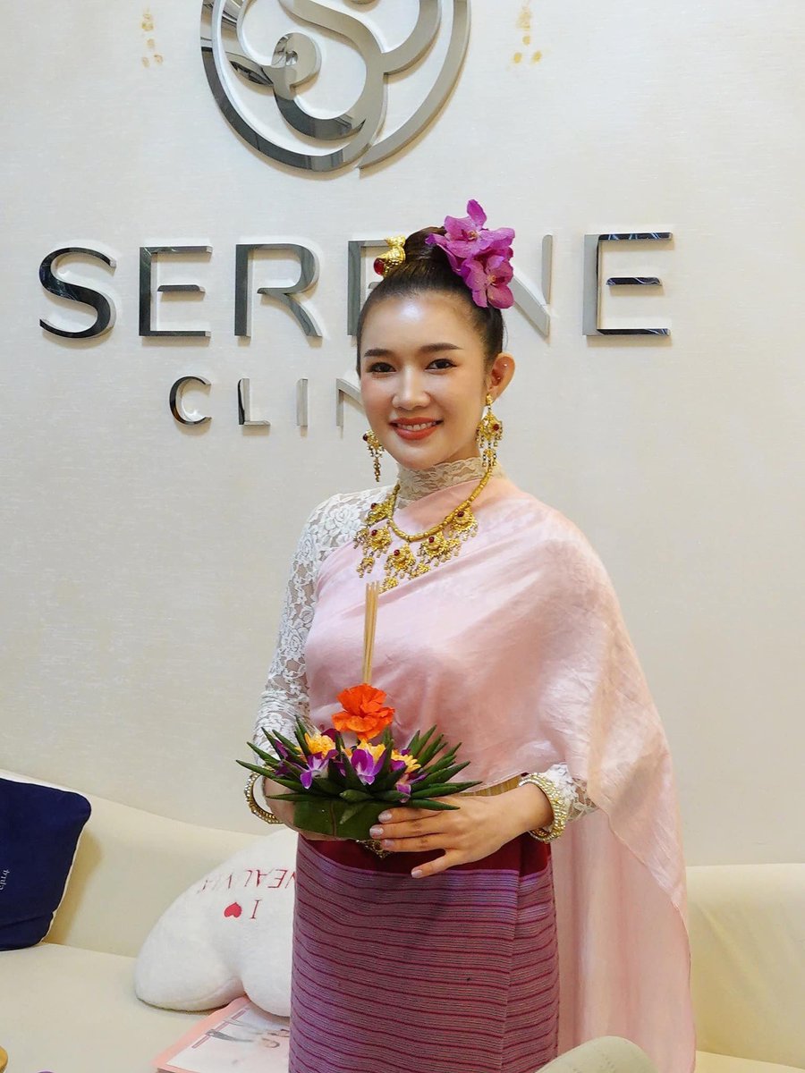 ฟ้อนรำจะกลายเป็นงานหลักแล้วค่า 🤍 #พยาบาล #วันทำงาน  #ข้าราชการ #งานดีมีอีกเยอะ