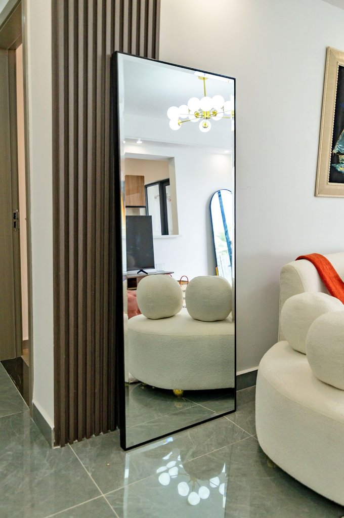 GuyCanvas's tweet photo. Colorful Spaces 🔥🔥🔥
Transform your space with our sleek 180cm x 70cm full-length mirrors.
Available in black or white frames for just KES 20,500/-
 Same-day delivery in Nairobi & 24-hour delivery across East Africa.

📞 Call us: 0713196650
📧 Email: holla@canvasguy.co.ke
🌐 Shop yours here 👉  https://t.co/q5G1uEgjXO

#CanvasGuy #FullLengthMirror #HomeStyle #InteriorDesignKenya #NairobiHomes
#MainaAndKingangi