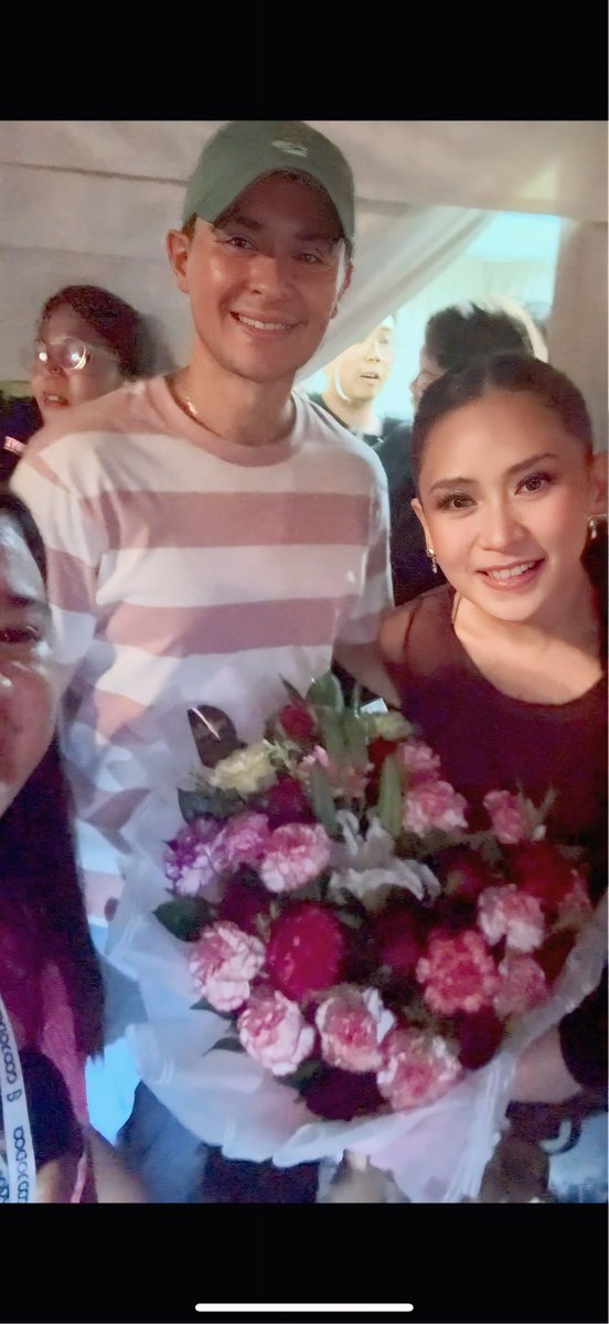 AsherGeee08's tweet photo. 21 years of being a Popster, 11 years of being an Ashmatt fan 🥹 I remember wayback 2013 during 24/SG US tour where you and Matt are working together and it is where your love story started. 1/2 @JustSarahG @mateoguidicelli https://t.co/aLGZVH0AyK