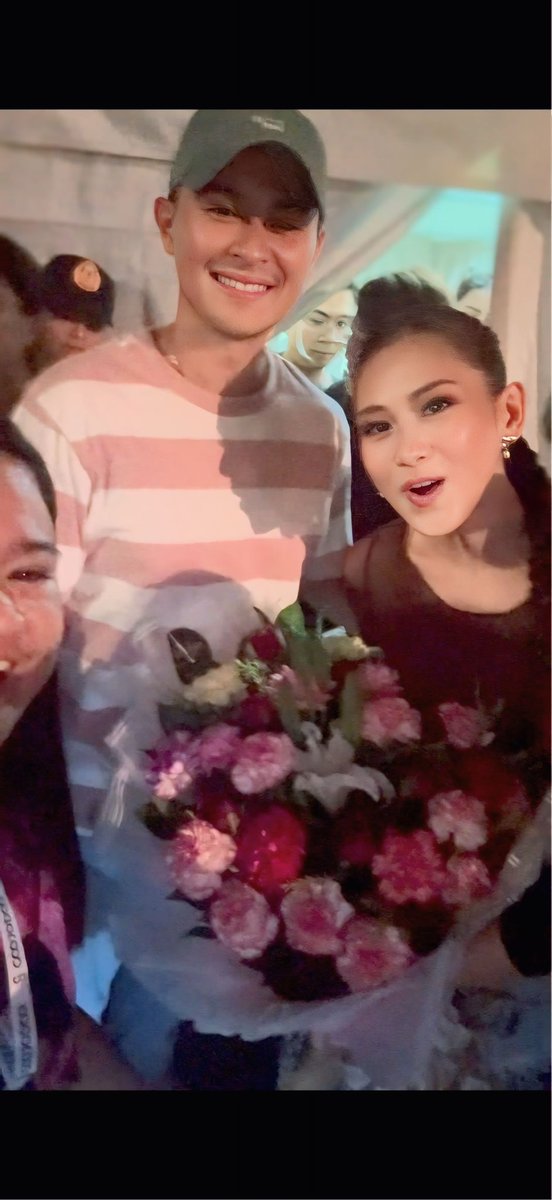 AsherGeee08's tweet photo. 21 years of being a Popster, 11 years of being an Ashmatt fan 🥹 I remember wayback 2013 during 24/SG US tour where you and Matt are working together and it is where your love story started. 1/2 @JustSarahG @mateoguidicelli https://t.co/aLGZVH0AyK