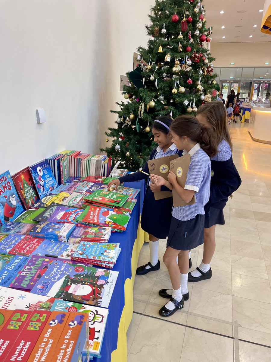 The Bookworm Book Fair is in full swing and it's lovely to see the children browsing and getting excited about all the wonderful books on offer #bookfair #bsakmagic