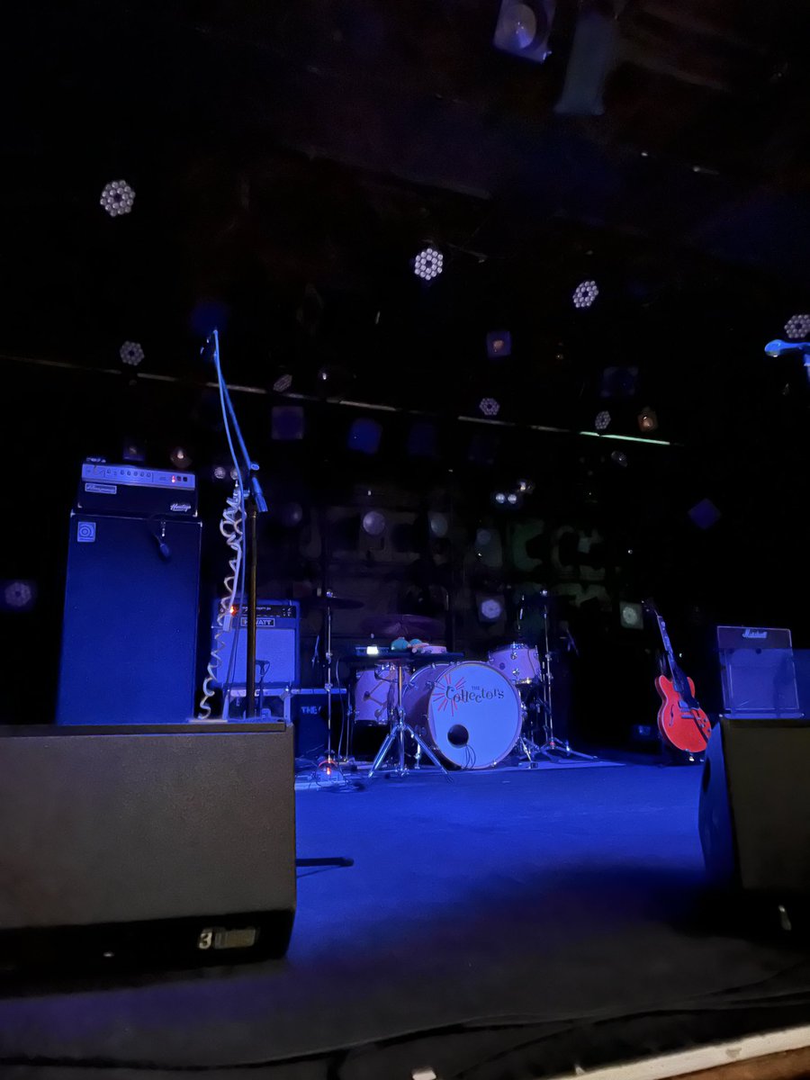 LOVEminako707's tweet photo. 開演30分前のドキドキタイム💓長いけど、幸せな🎸🎵時間はほんまにあっとゆーまに終わる https://t.co/IURYdMf42y