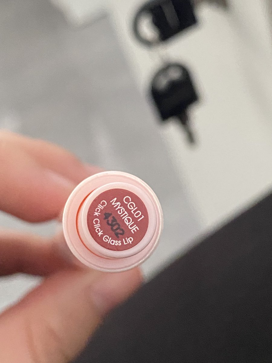 Yanglaoshi10's tweet photo. IN 2 IT Click Click Glass Lip แนะนำสี 05 สวยม๊วกกก 💄💋🌷
พิกัด https://t.co/rrpHwhXexN
#AAF-BWP-MAQ
#ช้อปปี้ถูกชัวร์ https://t.co/ODi6c8TY17