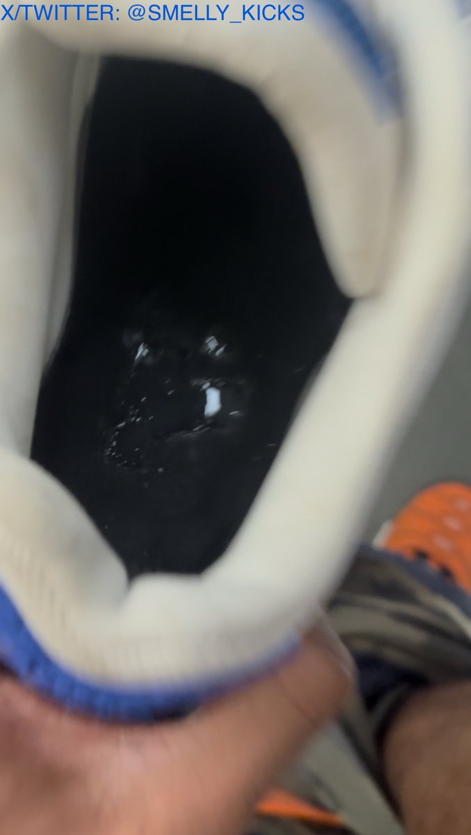 smelly_kicks tweet media
