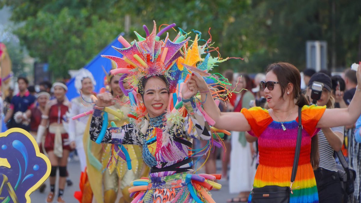 soponprd's tweet photo. เปิดยิ่งใหญ่"การท่องเที่ยวหาดป่าตอง ครั้งที่ 38" Phuket Carnival at Patong 2024 ภายใต้รูปแบบงานความทรงจำเมืองแห่งความสุขและสนุกสนาน "Phuket Memories of a lifetime"                
#GEMINIxBMMF14 #AsLaz #ป่าตอง https://t.co/ChAjOeW1HX