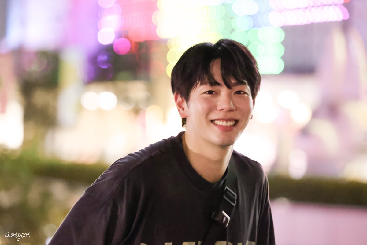 Gumbycat3's tweet photo. กล้องอิแม่สู้แสงได้แค่นี้อ่ะลูกกกก

#UpPoompatBDProject2024
#uppoompat https://t.co/EkurmSGZSk