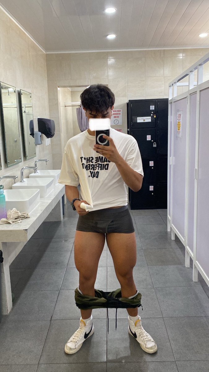 morbo_kiing's tweet photo. Ya está listo😎en mi https://t.co/1R3XZaTluq y en mi canal de Telegram PREMIUM🥇el video de 42min donde le damos verga 🍆a este morrillo de 22 años que tenía unas piernotas🦵y nalgotas🍑 bien ricas.🤤Le encantaba la verga al pu7i70. Lo hice que se tragara mi leche 💦 después de venirme.😈

@El_chilanguito_ 
@ElCariin 
@EncuentroGayMty