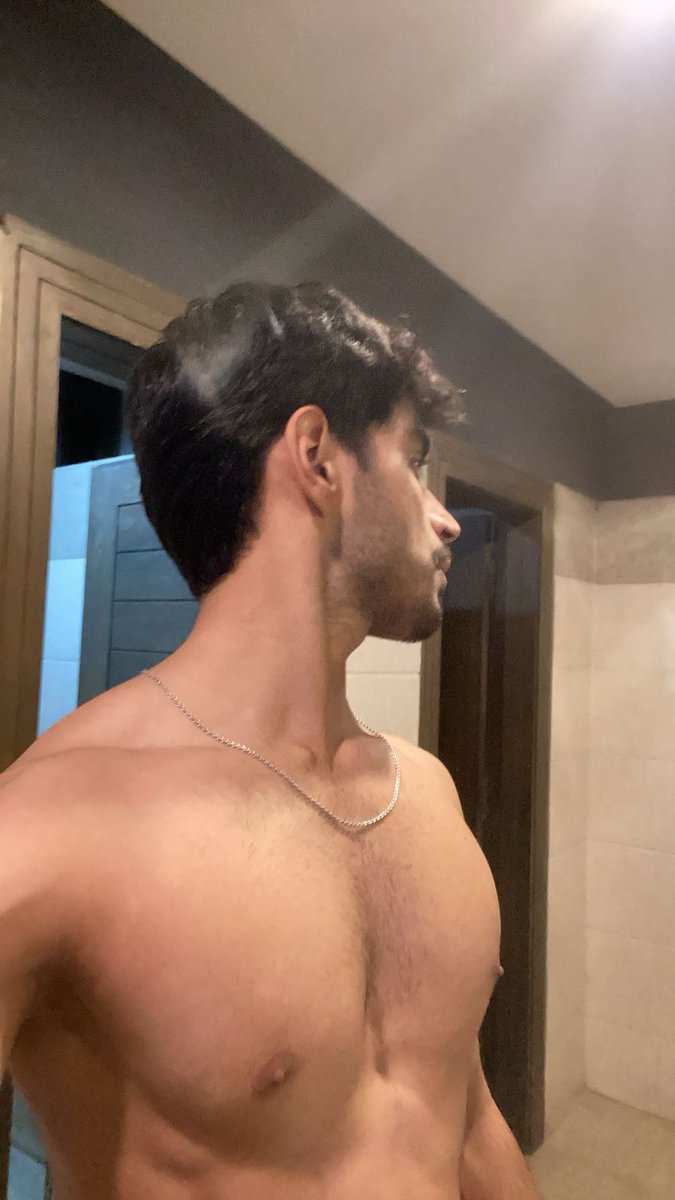 shfaiz00's tweet photo. 🔞 https://t.co/AsRPeTLJAZ