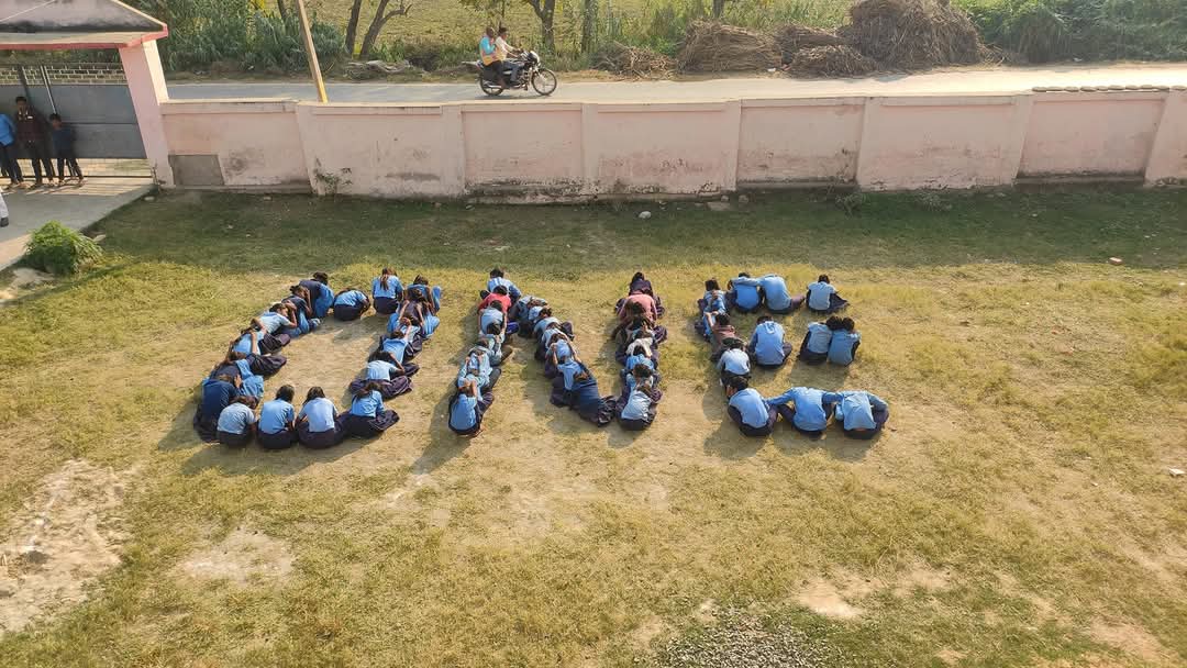 teachersofbihar's tweet photo. #ToB_चेतनासत्र
विद्यार्थी हित में भारत सरकार द्वारा शुरु किये गये अपार पंजीकरण के प्रति जागरूकता हेतु विद्यालय परिवार का प्रयास।
➡️मध्य विद्यालय बिठला, परबत्ता, खगड़िया, बिहार।
#OneNationOneId #APAAR
#teachersofbihar https://t.co/tGXlqsvgha