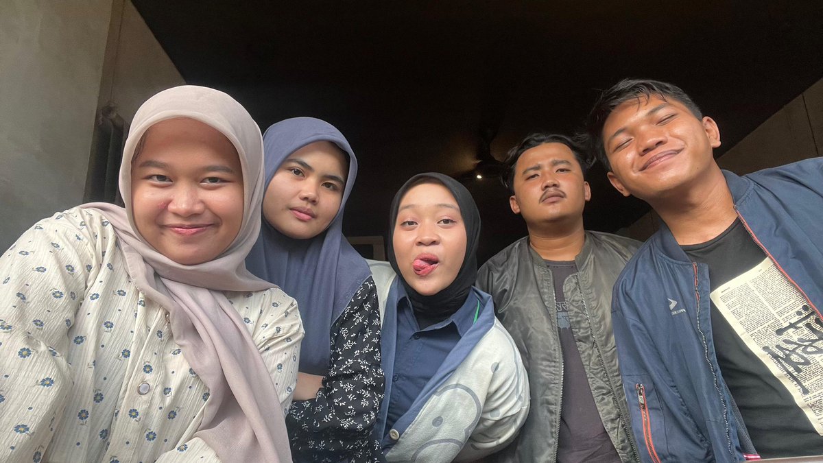 SiBeen234's tweet photo. Semua Terjadi karna adanya komunikasi 
Terimakasih BPHku https://t.co/VXhBMtczDv