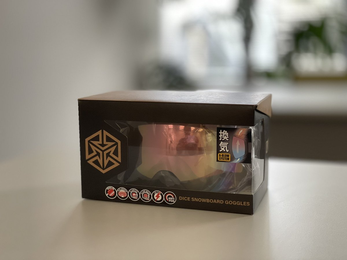 DiceGoggles's tweet photo. クリスマスプレゼント🎁

今年も感謝を込めて
BANKを1名様にプレゼント！

レンズ、偏光ピンク/ピンクミラー
フレーム、MBK

応募方法
①＠DiceGoggles をフォロー
②この投稿を引用リツイート

締切：12/15（日）

後日
当選者にはDMでお知らせします

#DICEゴーグル 
#信頼の淡路島品質 https://t.co/9CPv2LaiIe