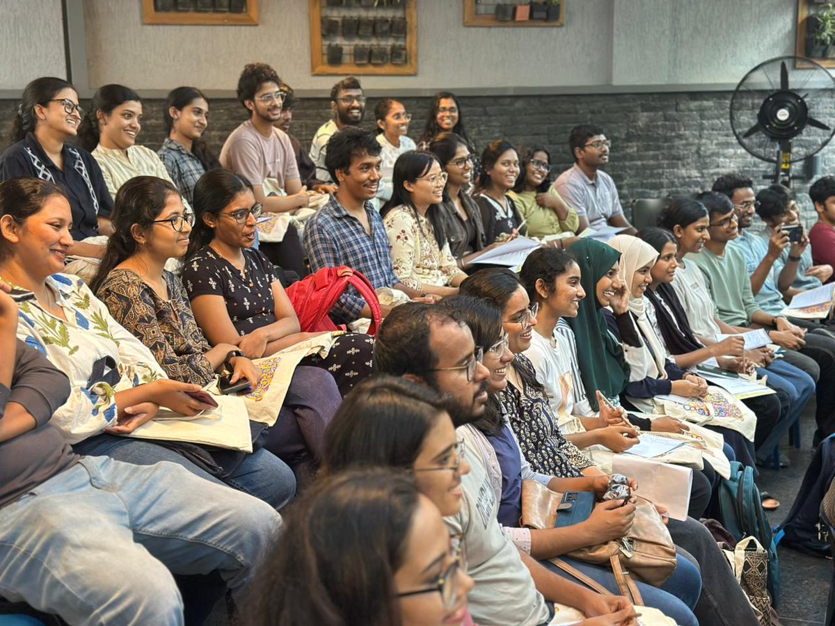 GermanyinIndia's tweet photo. We had an incredible time at the @EuraxessIndia Science Slam in Trivandrum!
Congratulations to Suman Tiwari from @TIFRScience for winning the slam and earning a trip to Europe 🇪🇺.
The German Embassy is proud to support this celebration of science! 👩🏼🔬🌟 #ScienceSlam #Innovation" https://t.co/OQreZ8YrG9
