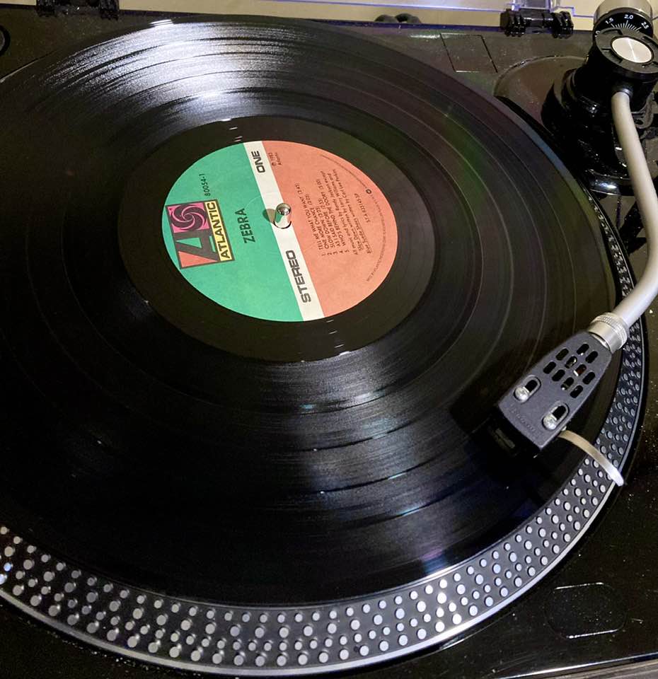 RebelKatTiger's tweet photo. There’s been a lot of talk online about this album lately! In all of the “best debut album” conversations, this album absolutely deserves a mention. Long Island LEGENDS! ! 
Now Playing- Zebra (S/T debut)
Atlantic records, 1983
#RKsTurntable #Zebra #RandyJackson #WhosBehindTheDoor https://t.co/XKOPHUWVOH