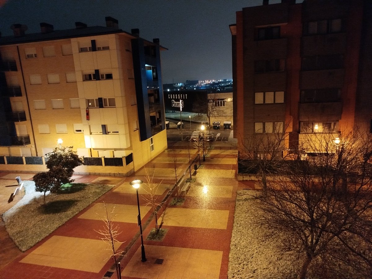 Unaidesga's tweet photo. Nieve y agua nieve en Noáin - Pamplona. https://t.co/I2CdrM2qUh