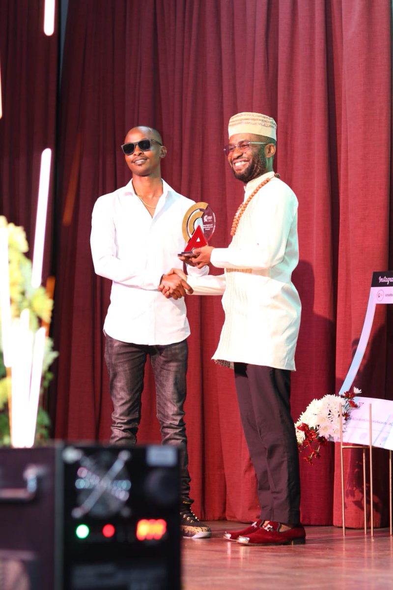 Nominate yourself or a friend today for the #CCA2024  and leave your mark in your region. Click ccawards.africa/nominees  to place your submission 

#ContentCreatorsAwards #JumuiyaEdition #Kenya 🇰🇪 #Uganda 🇺🇬 #Tanzania 🇹🇿 #Rwanda 🇷🇼