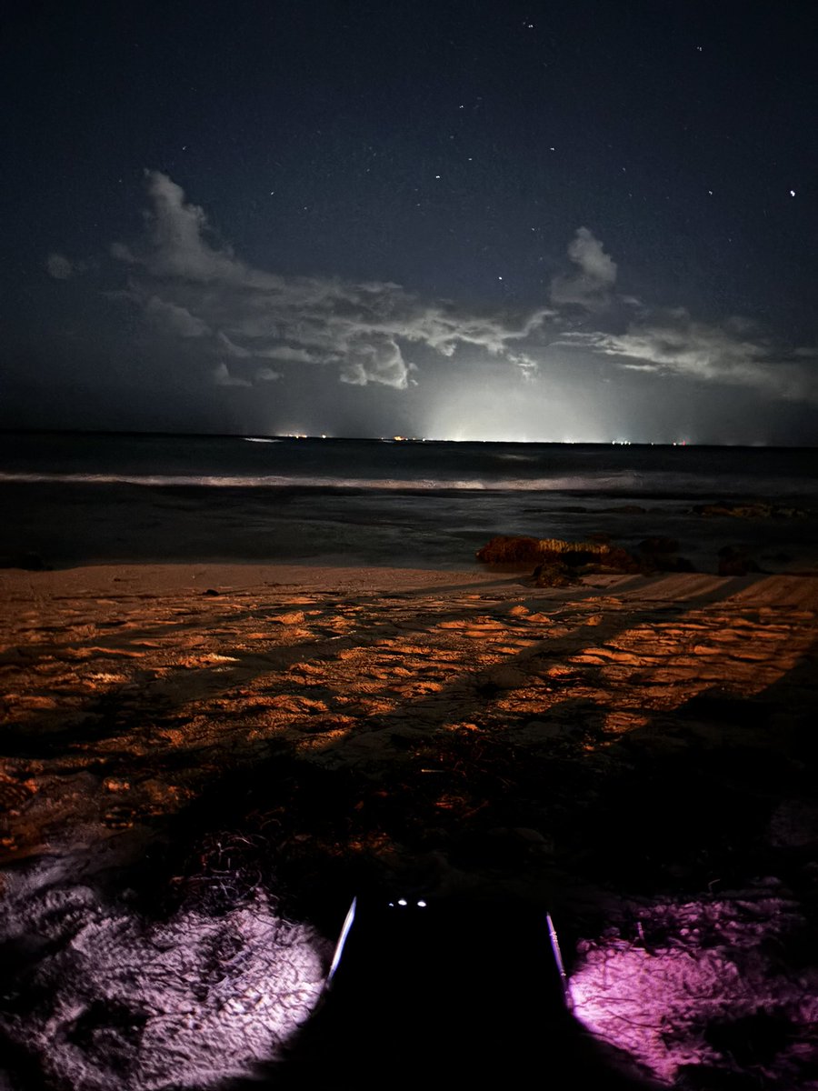 Sunday beach night 💫🌓