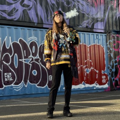chastoph's tweet photo. #NewProfilePic https://t.co/AmapK9h7b9
