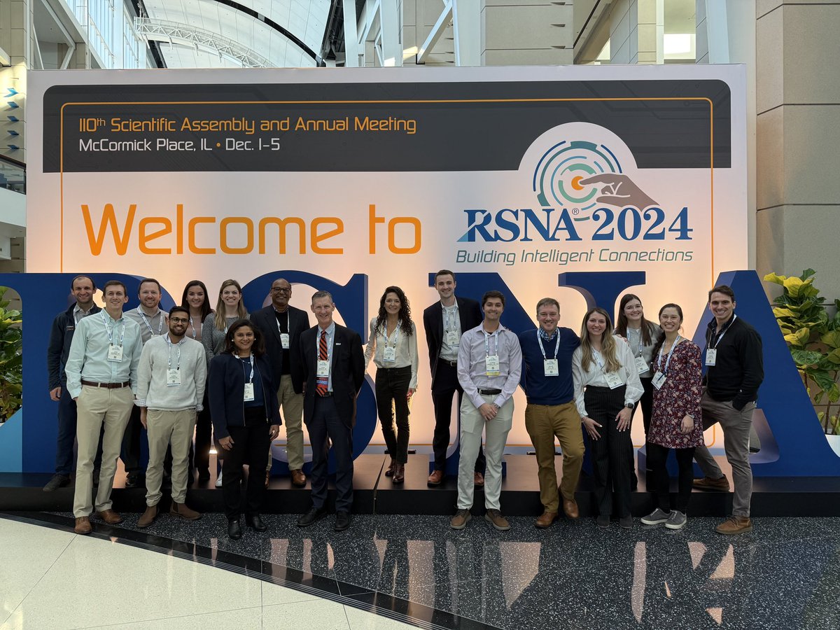 Drwacisback's tweet image. Had a great time at RSNA presenting research on local delivery of immunotherapy and pancreatic histotripsy. I want to thank @UVARadiology and @MinaMakaryMD for supporting me to be a part of this conference. I enjoyed spending time with my UVA colleagues and alumni!